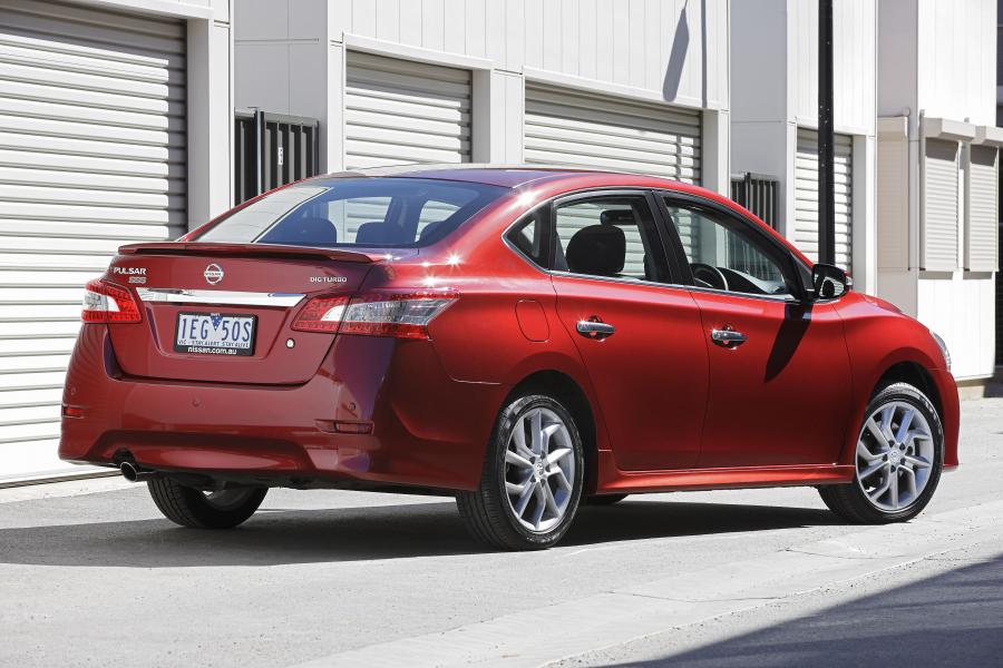  Nissan Pulsar SSS Sedan 2015 года  (фото 14 из 30)
